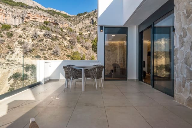 Chalet de 4 habitaciones en Altea en venta con piscina garaje - 995.000 € (Ref: 10079404)
