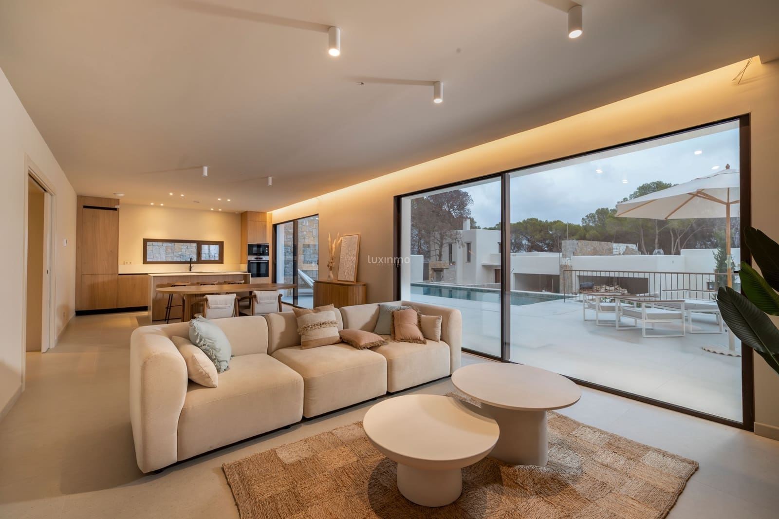 3 soverom Villa til salgs i Teulada med svømmebasseng garasje - € 1 690 000 (Ref: 10079414)