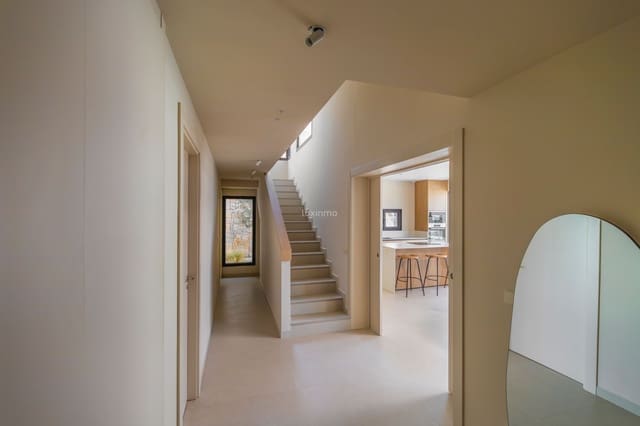 3 soverom Villa til salgs i Teulada Pueblo, Teulada-Moraira med svømmebasseng garasje - € 1 690 000 (Ref: 10079414)