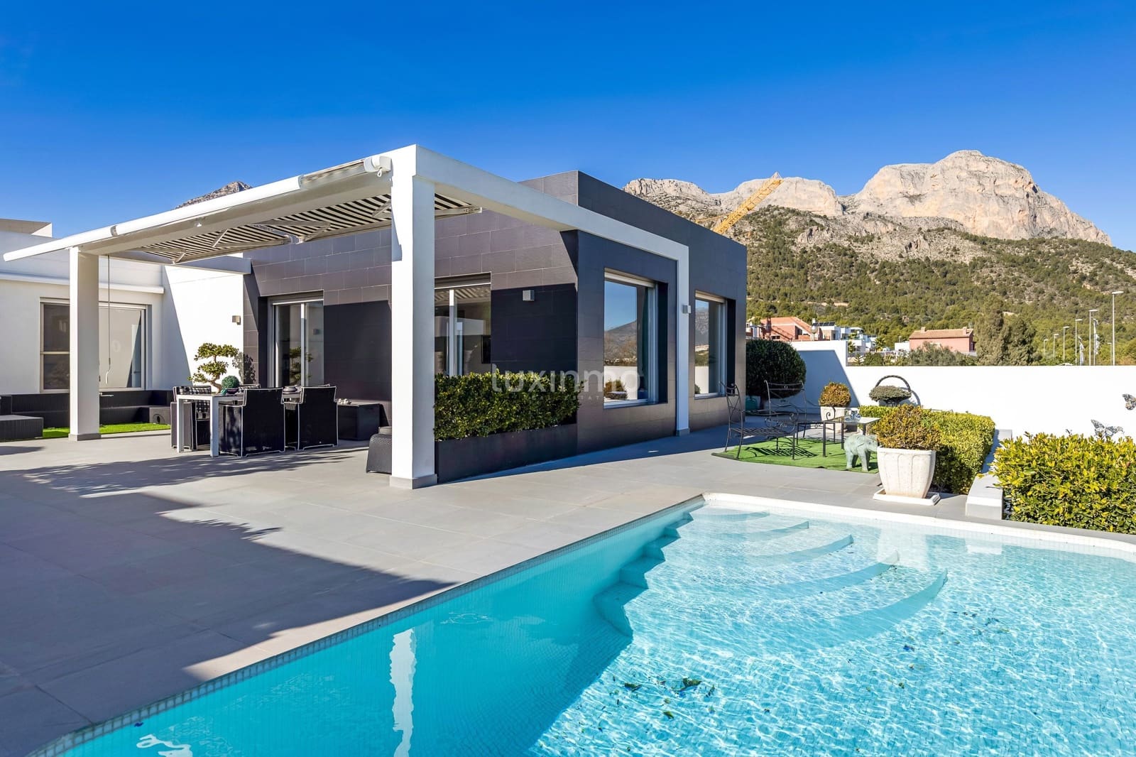 3 quarto Moradia para venda em Polop com piscina garagem - 530 000 € (Ref: 10079424)