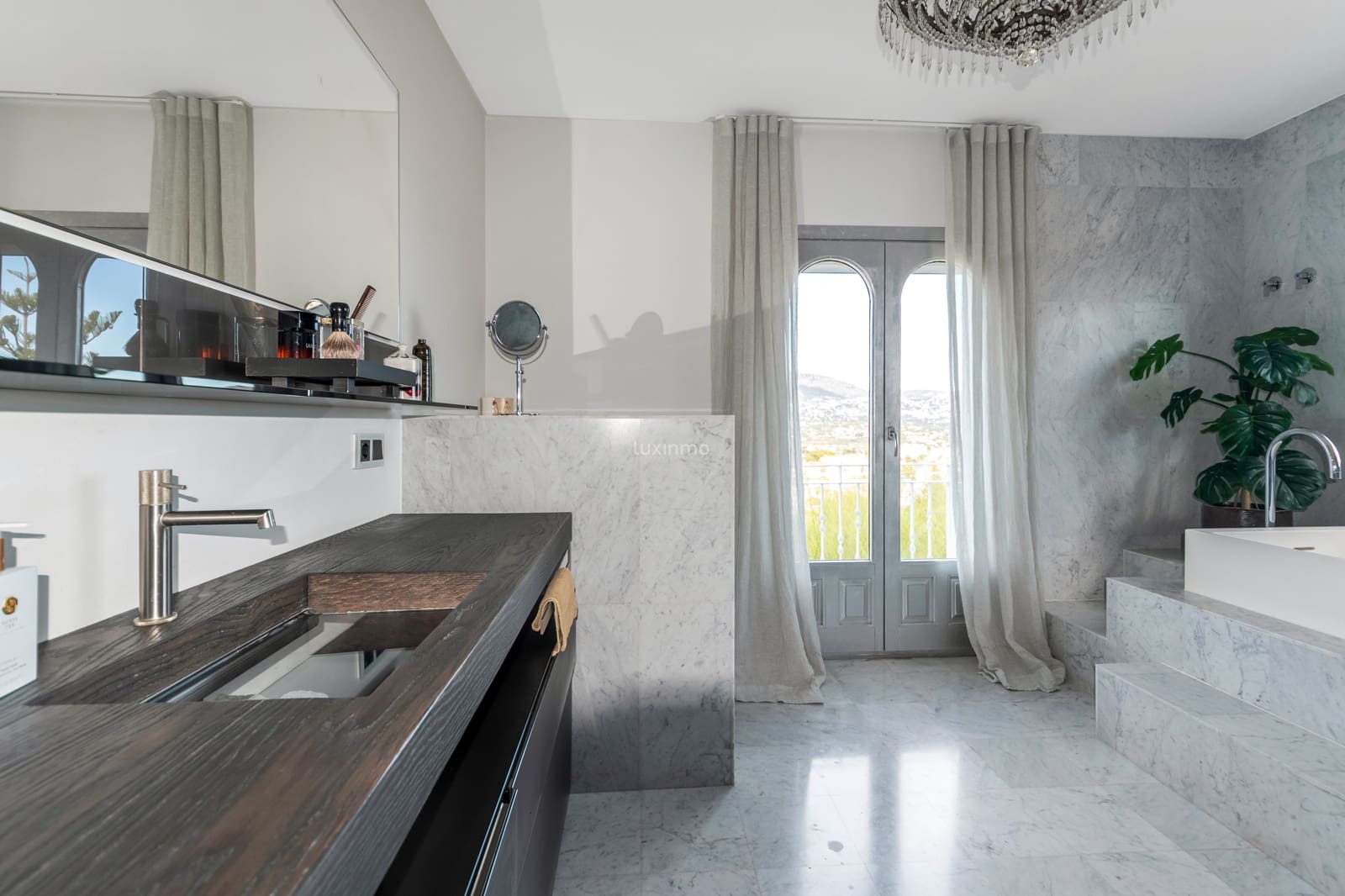 6 sypialnia Willa na sprzedaż w Altea z basenem garażem - 3 700 000 € (Ref: 10079431)