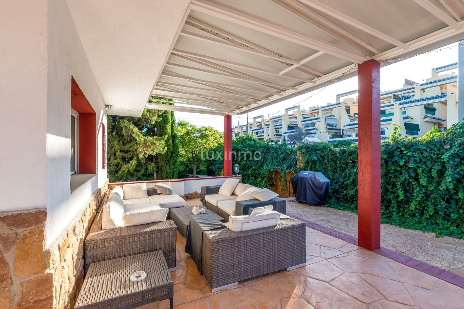 5 quarto Moradia para venda em Muchamiel / Mutxamel com piscina garagem - 870 000 € (Ref: 10079434)