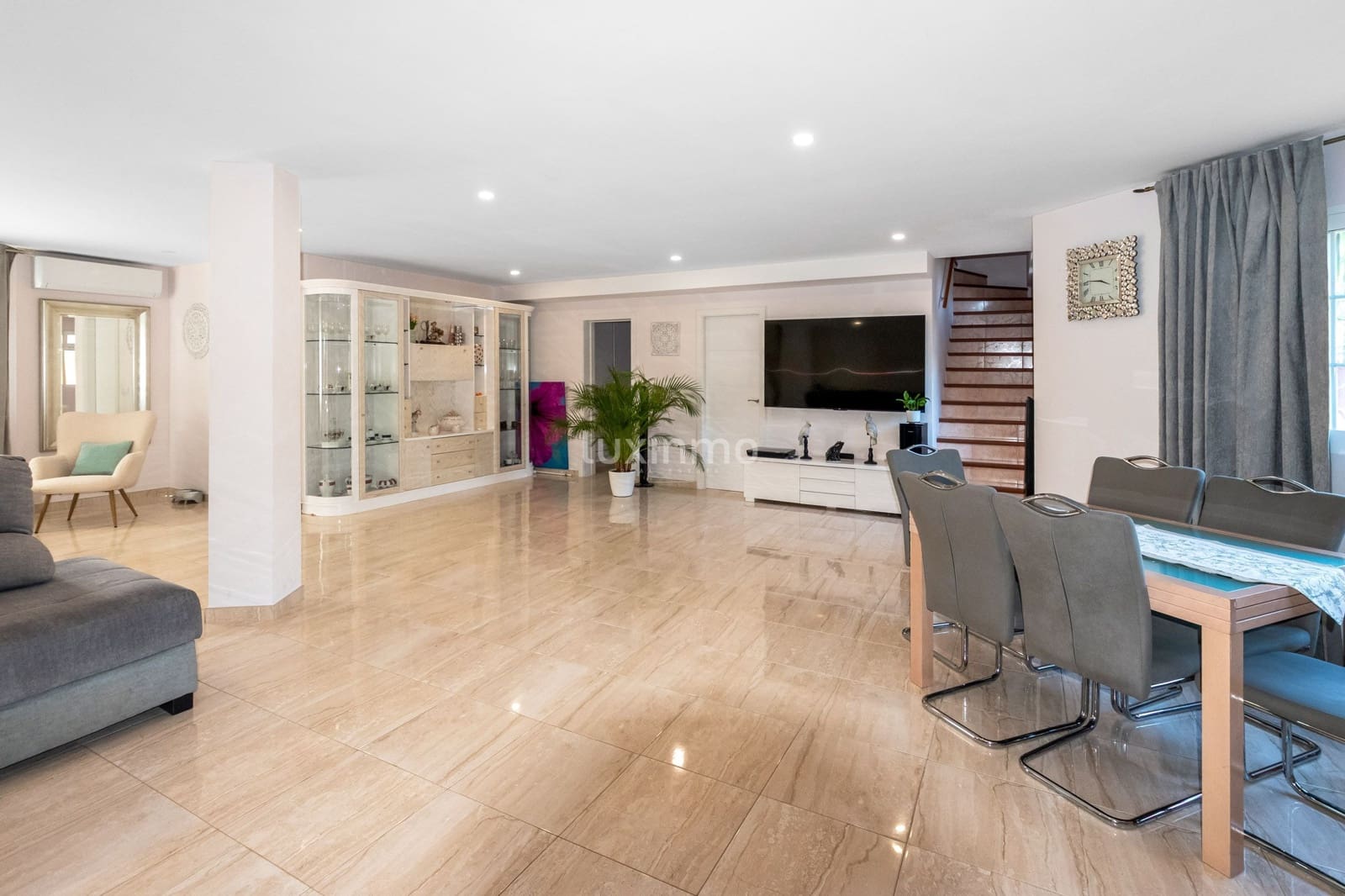 5 quarto Moradia para venda em Muchamiel / Mutxamel com piscina garagem - 870 000 € (Ref: 10079434)