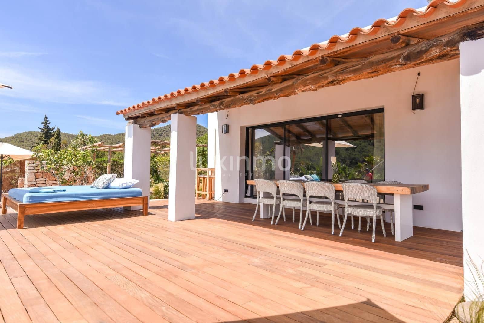 Chalet de 4 habitaciones en San Jose / Sant Josep de Sa Talaia en alquiler con piscina garaje - 10.000 € (Ref: 10079439)