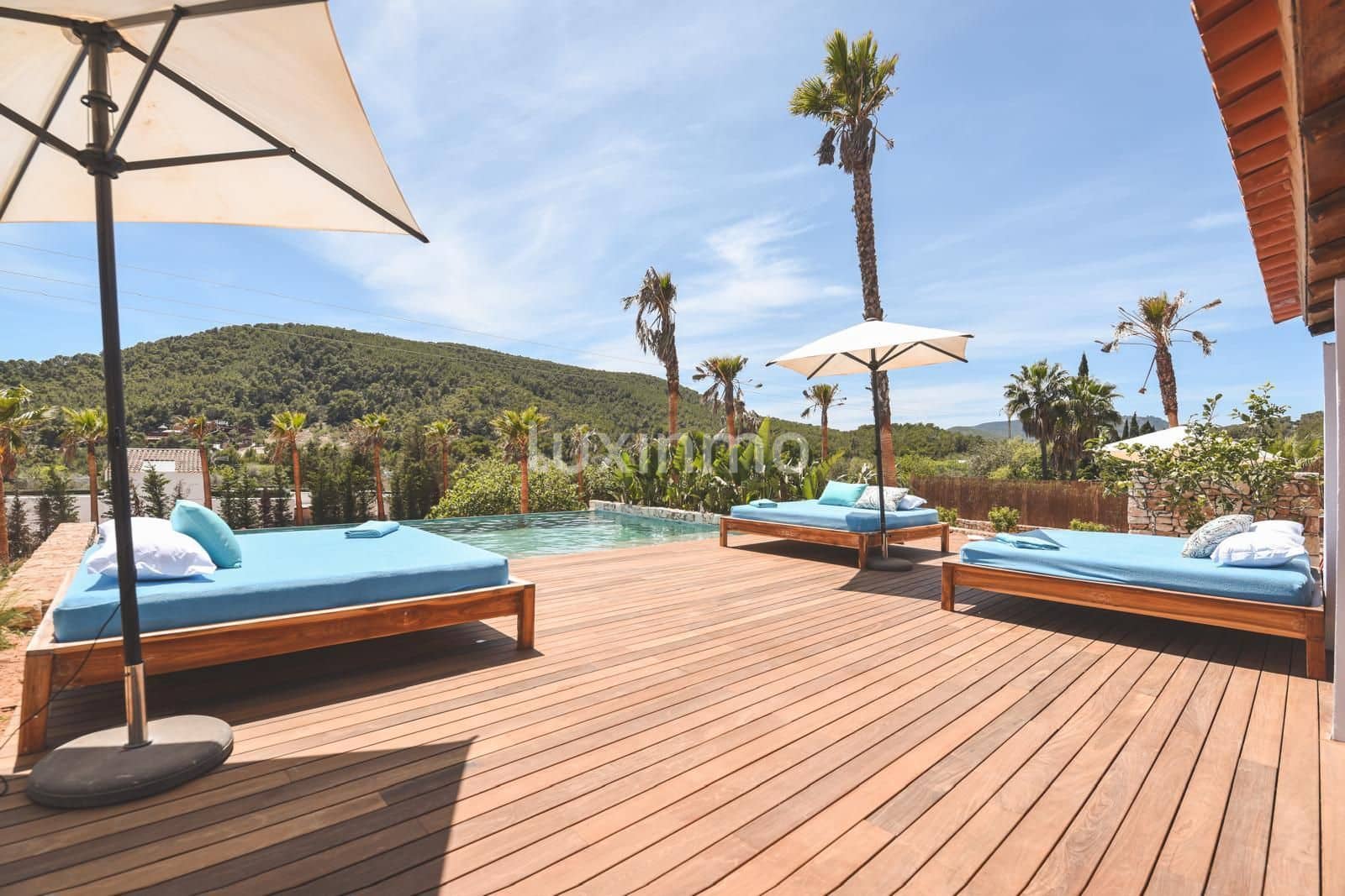 Chalet de 4 habitaciones en San Jose / Sant Josep de Sa Talaia en alquiler con piscina garaje - 10.000 € (Ref: 10079439)