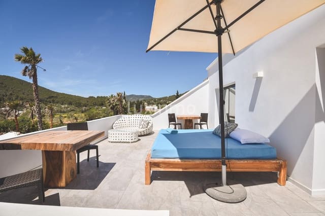 Chalet de 4 habitaciones en San Jose / Sant Josep de Sa Talaia en alquiler con piscina garaje - 10.000 € (Ref: 10079439)