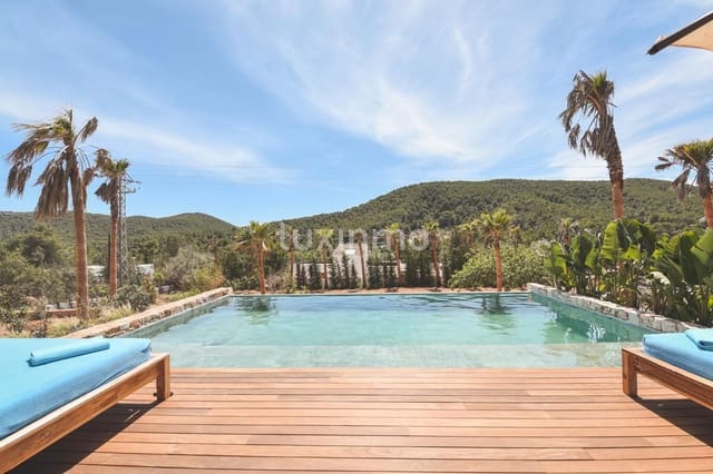 Chalet de 4 habitaciones en San Jose / Sant Josep de Sa Talaia en alquiler con piscina garaje - 10.000 € (Ref: 10079439)