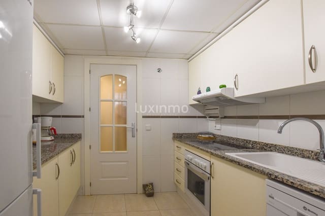Appartement de 2 chambres à louer à Calpe / Calp avec piscine garage - 1 500 € (Ref: 10079440)