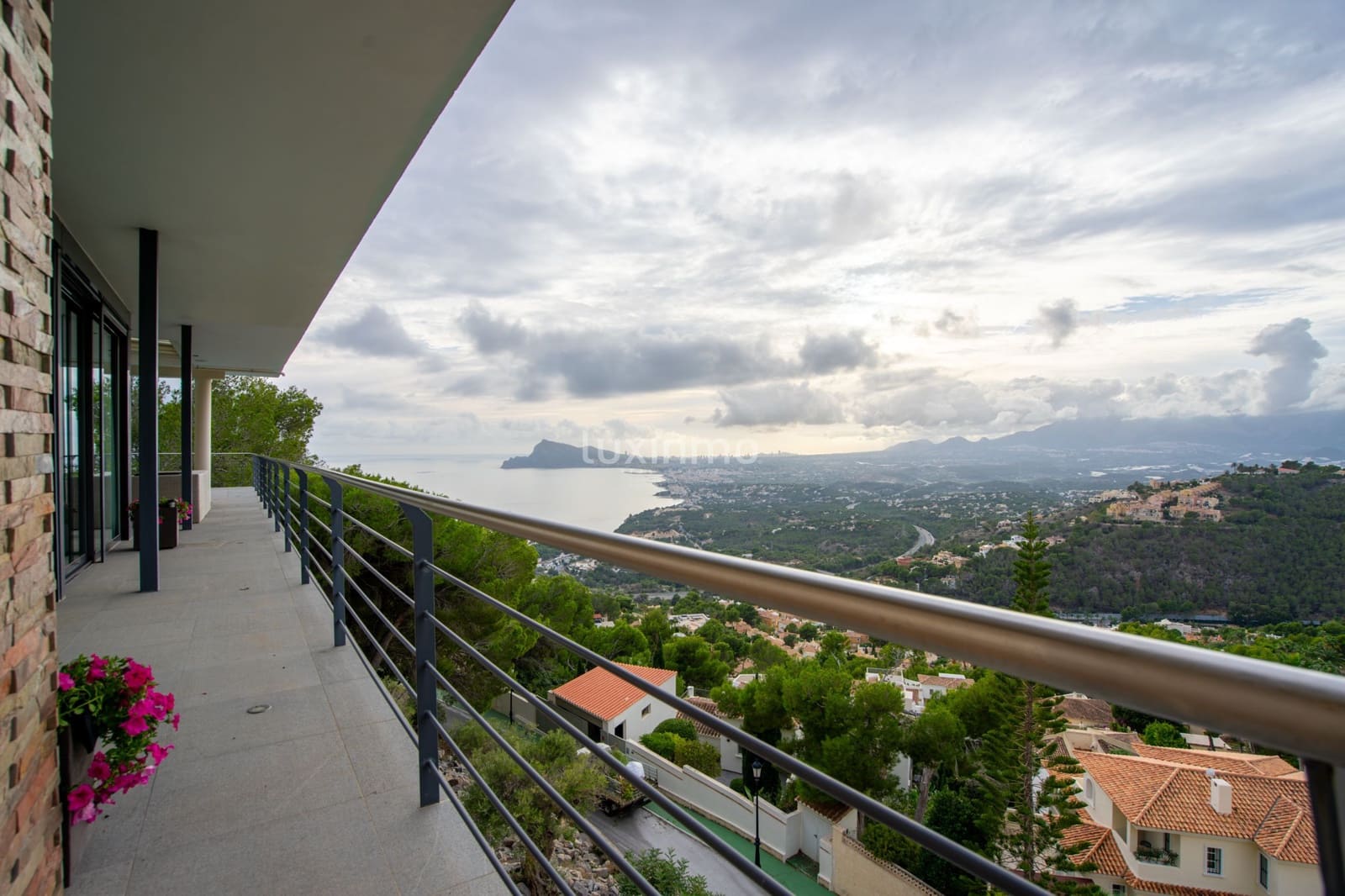 3 camera da letto Villa in vendita in Altea con piscina garage - 1.690.000 € (Rif: 10079447)