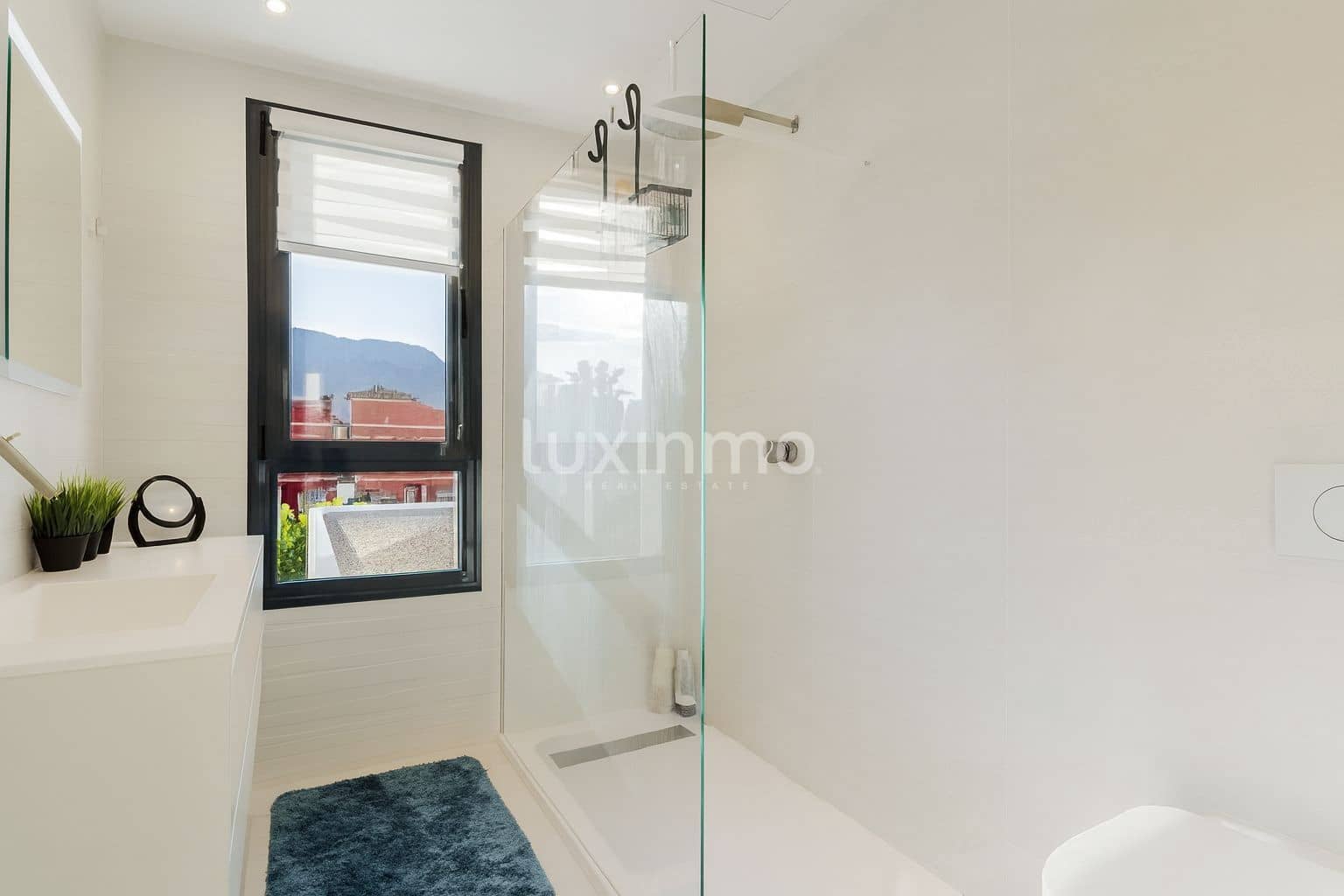 Chalet de 2 habitaciones en Calpe / Calp en venta con garaje - 990.000 € (Ref: 10079455)