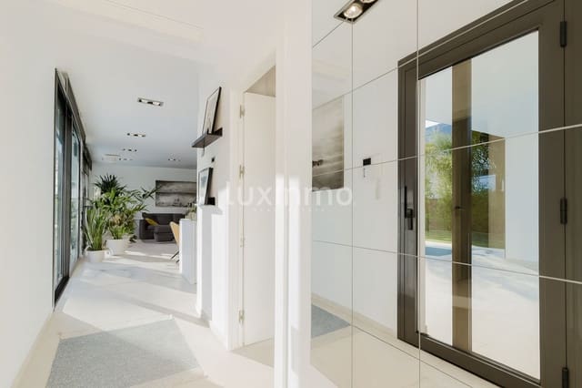 Chalet de 2 habitaciones en Calpe / Calp en venta con garaje - 990.000 € (Ref: 10079455)