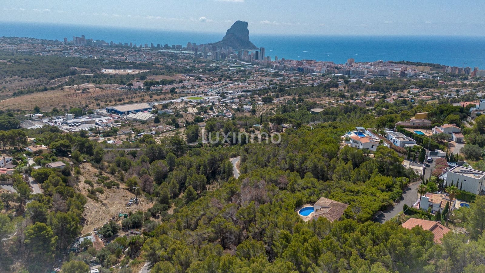 Rakentamaton maa myytävänä paikassa Calpe / Calp - 1 450 000 € (Ref: 10079459)
