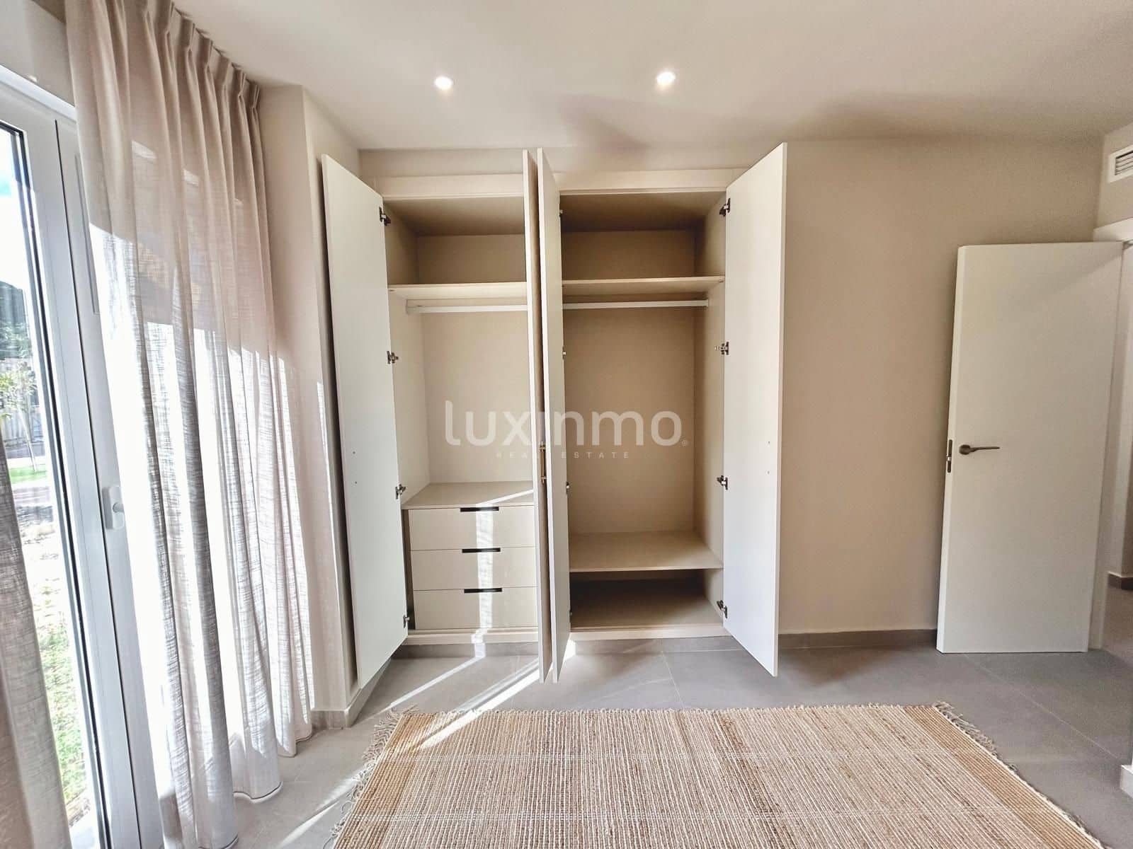 2 soveværelse Lejlighed til salg i Denia med swimmingpool garage - € 381.150 (Ref: 10079463)