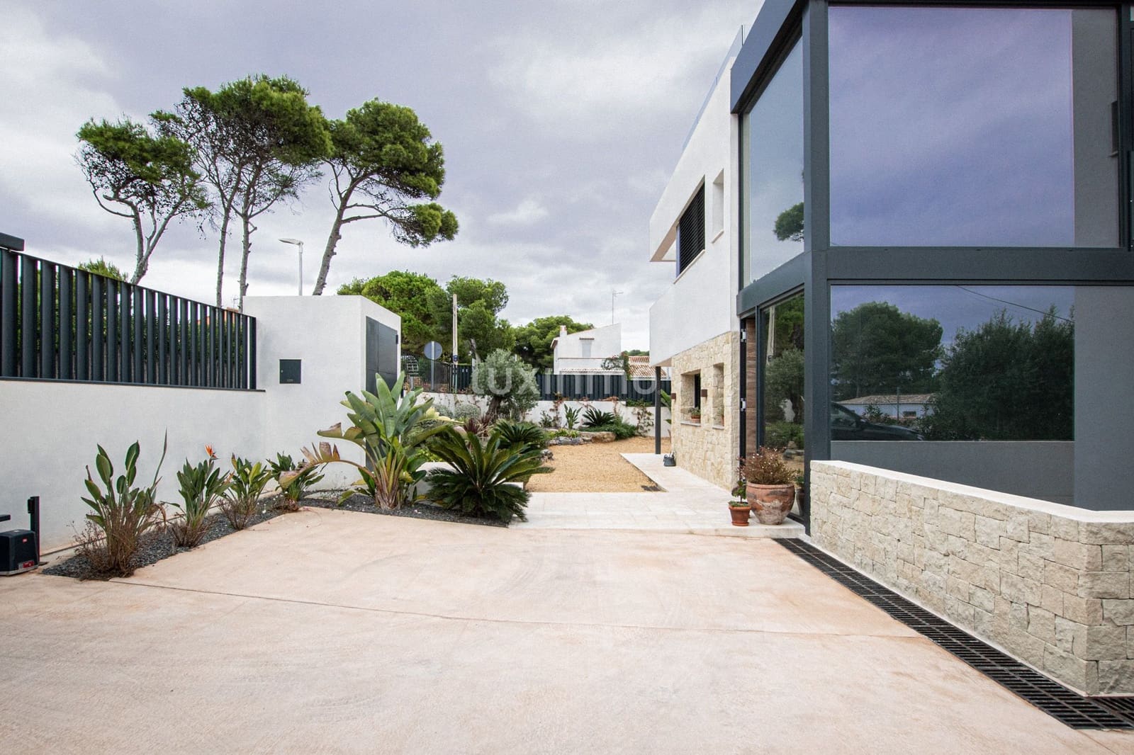 6 soverom Villa til leie i Javea / Xabia med svømmebasseng garasje - € 6 000 (Ref: 10079464)