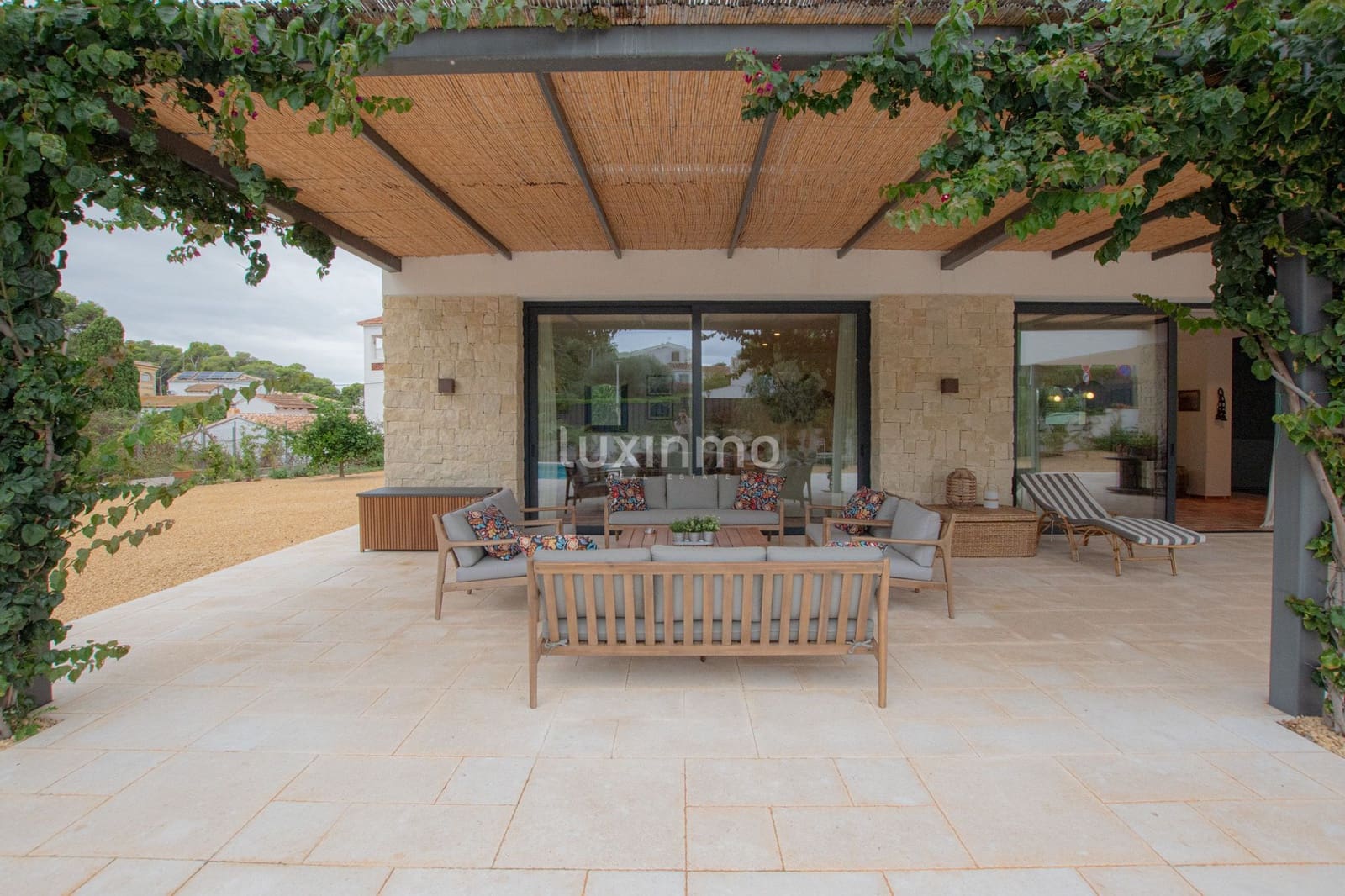 6 soverom Villa til leie i Javea / Xabia med svømmebasseng garasje - € 6 000 (Ref: 10079464)