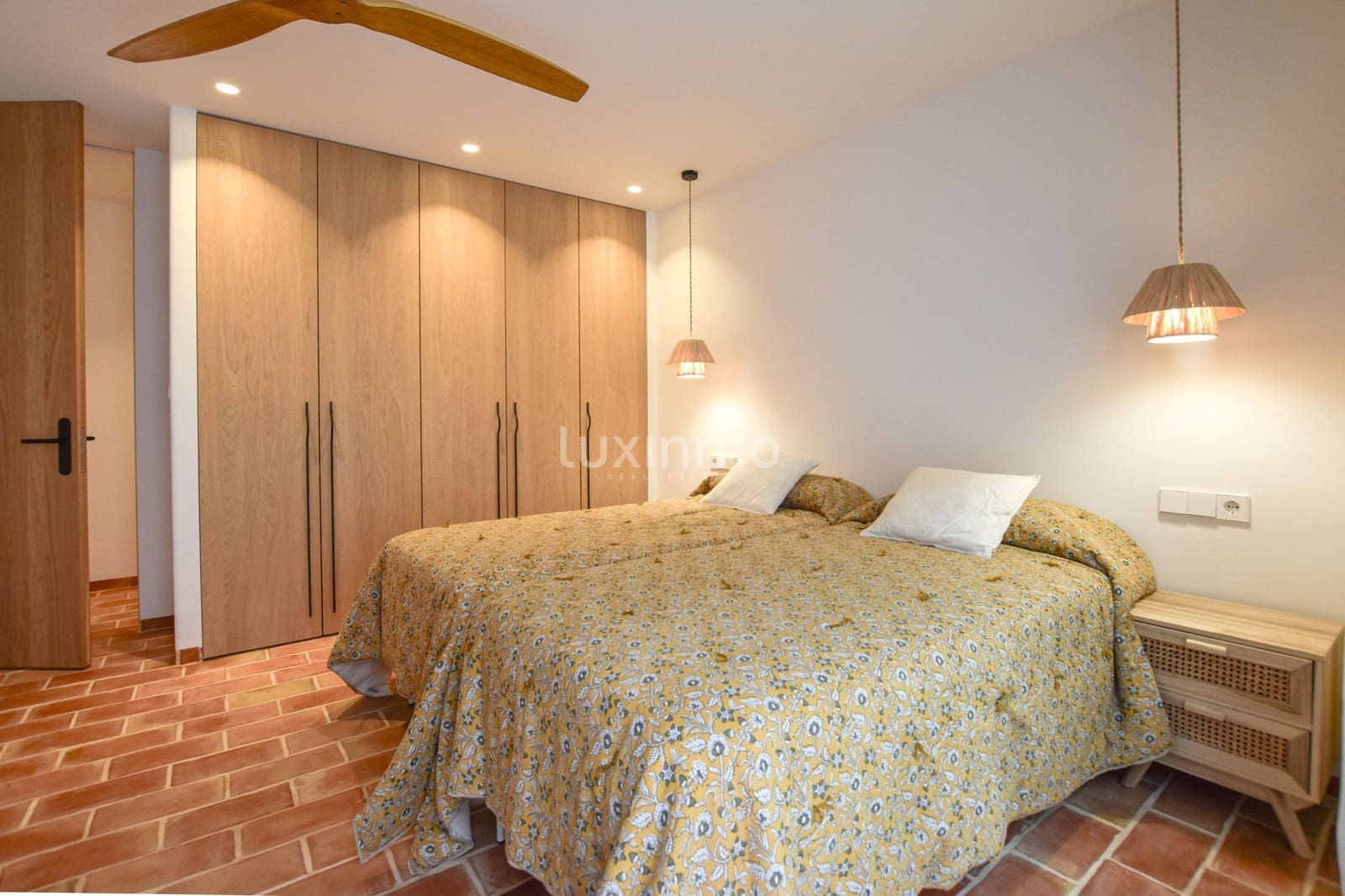 6 soverom Villa til leie i Javea / Xabia med svømmebasseng garasje - € 6 000 (Ref: 10079464)