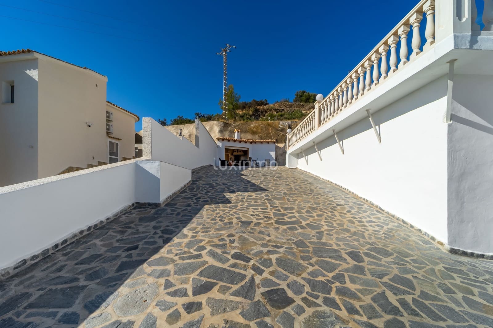 Chalet de 4 habitaciones en Calpe / Calp en venta con piscina garaje - 716.000 € (Ref: 10079465)