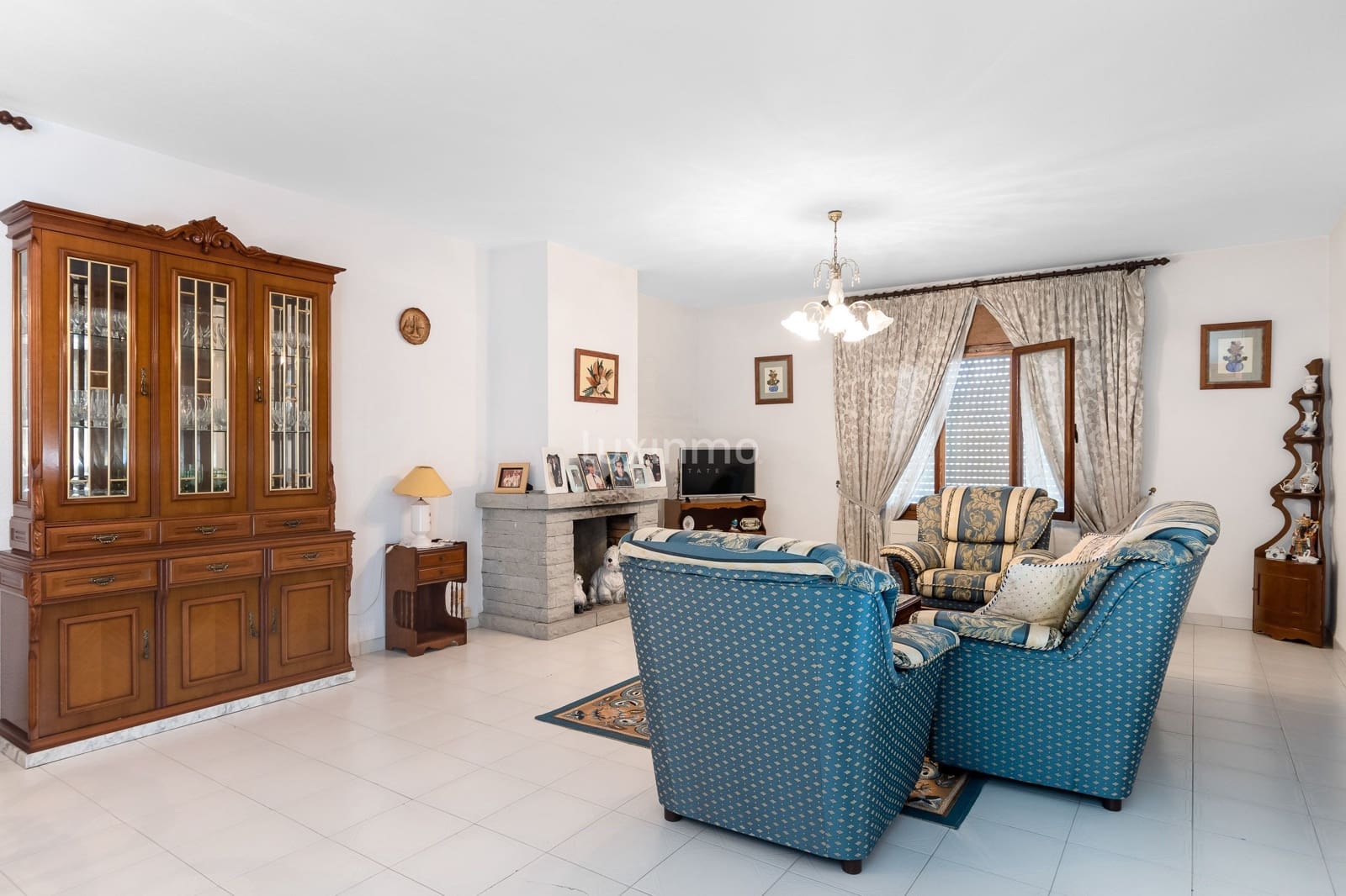 4 slaapkamer Villa te koop in Alfaz del Pi / L'Alfas del Pi met zwembad garage - € 895.000 (Ref: 10079466)