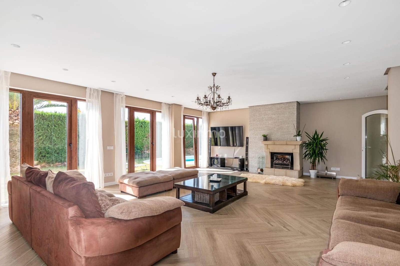 Chalet de 4 habitaciones en Finestrat en venta con piscina garaje - 1.050.000 € (Ref: 10079468)