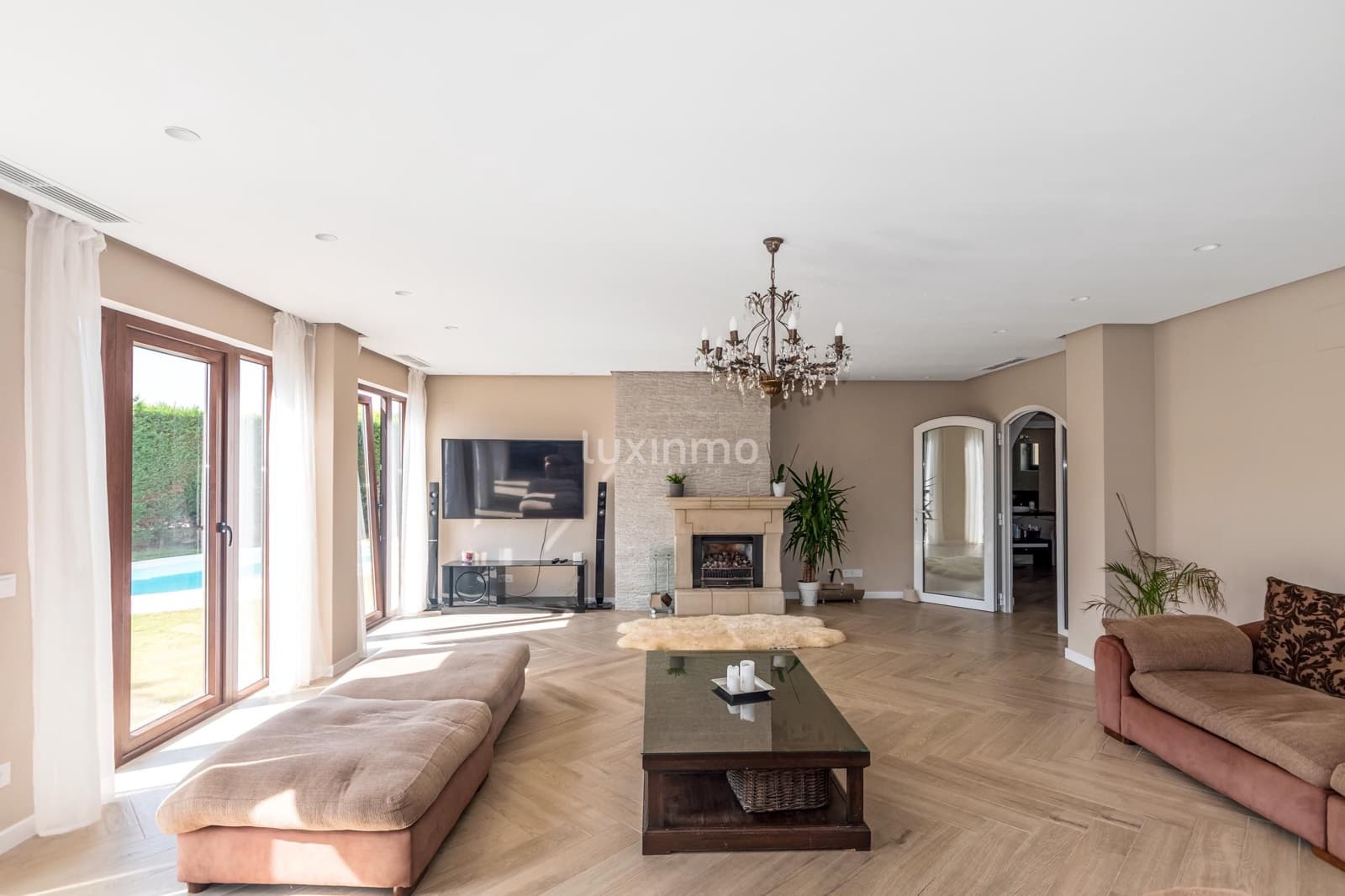 Chalet de 4 habitaciones en Finestrat en venta con piscina garaje - 1.050.000 € (Ref: 10079468)