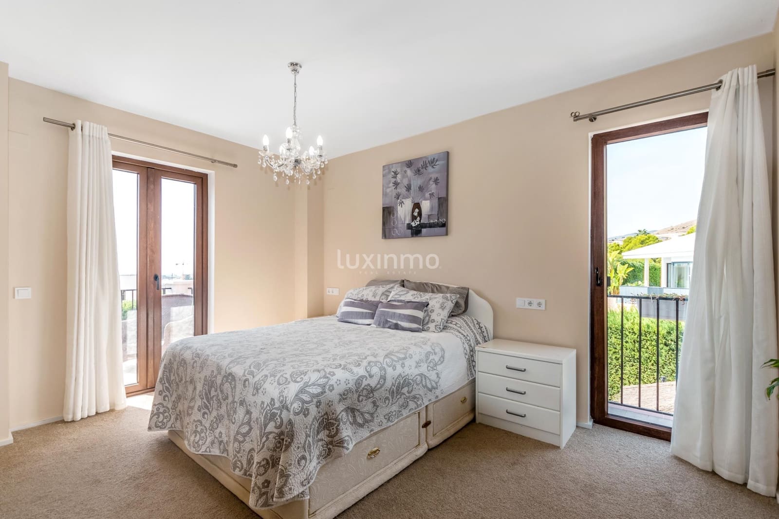 Chalet de 4 habitaciones en Finestrat en venta con piscina garaje - 1.050.000 € (Ref: 10079468)