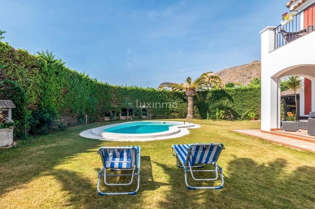 Chalet de 4 habitaciones en Finestrat en venta con piscina garaje - 1.050.000 € (Ref: 10079468)