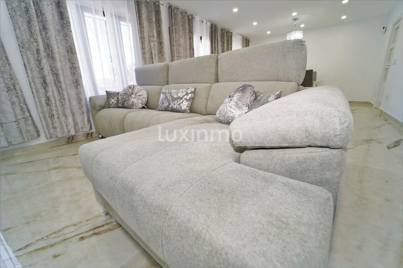 6 sovrum Villa till salu i La Nucia med pool garage - 625 000 € (Ref: 10079474)