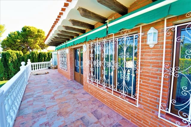 6 sovrum Villa till salu i Coloma  , La Nucia med pool garage - 625 000 € (Ref: 10079474)