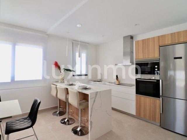 3 soveværelse Villa til salg i Coloma  , La Nucia med swimmingpool garage - € 600.000 (Ref: 10079495)