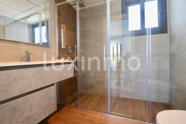 3 soveværelse Villa til salg i La Nucia med swimmingpool garage - € 600.000 (Ref: 10079495)