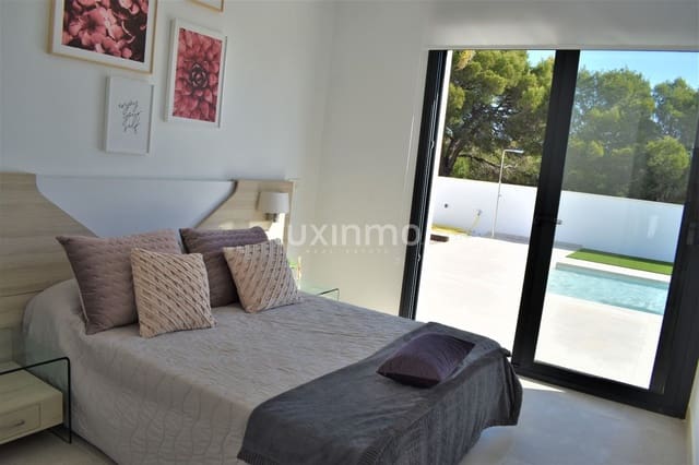 3 soveværelse Villa til salg i Coloma  , La Nucia med swimmingpool garage - € 600.000 (Ref: 10079495)