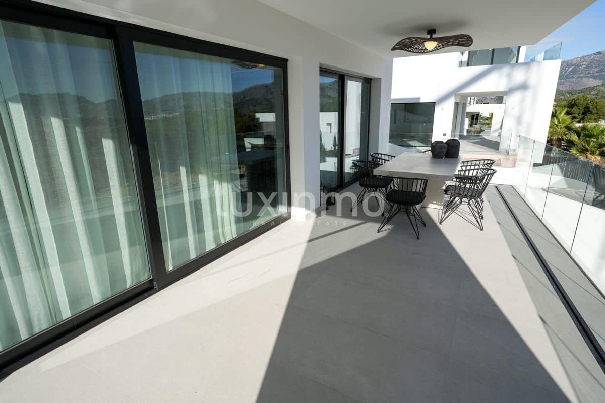 3 Zimmer Villa zu verkaufen in Polop mit Pool Garage - 860.000 € (Ref: 10079514)