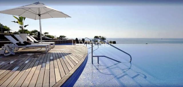 Apartamento de 3 habitaciones en Orihuela Costa, Orihuela en venta con piscina garaje - 490.000 € (Ref: 10079517)