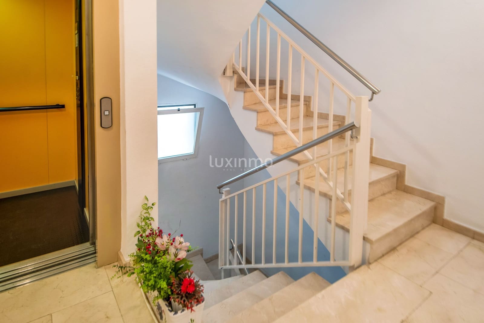 Apartamento de 3 habitaciones en Altea en alquiler - 1.980 € (Ref: 10079520)