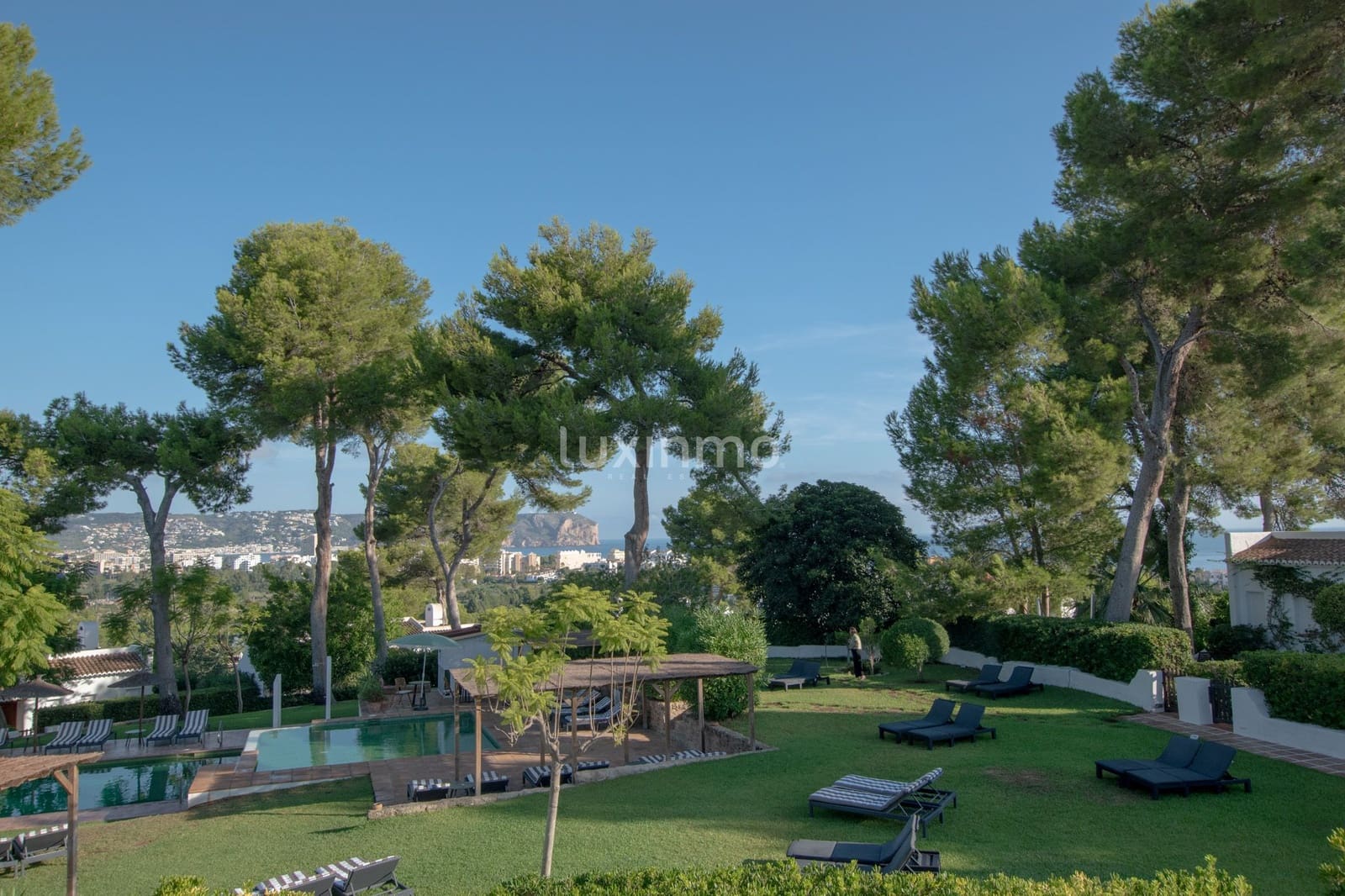 3 soverom Hus til leie i Javea / Xabia med svømmebasseng garasje - € 2 500 (Ref: 10079522)