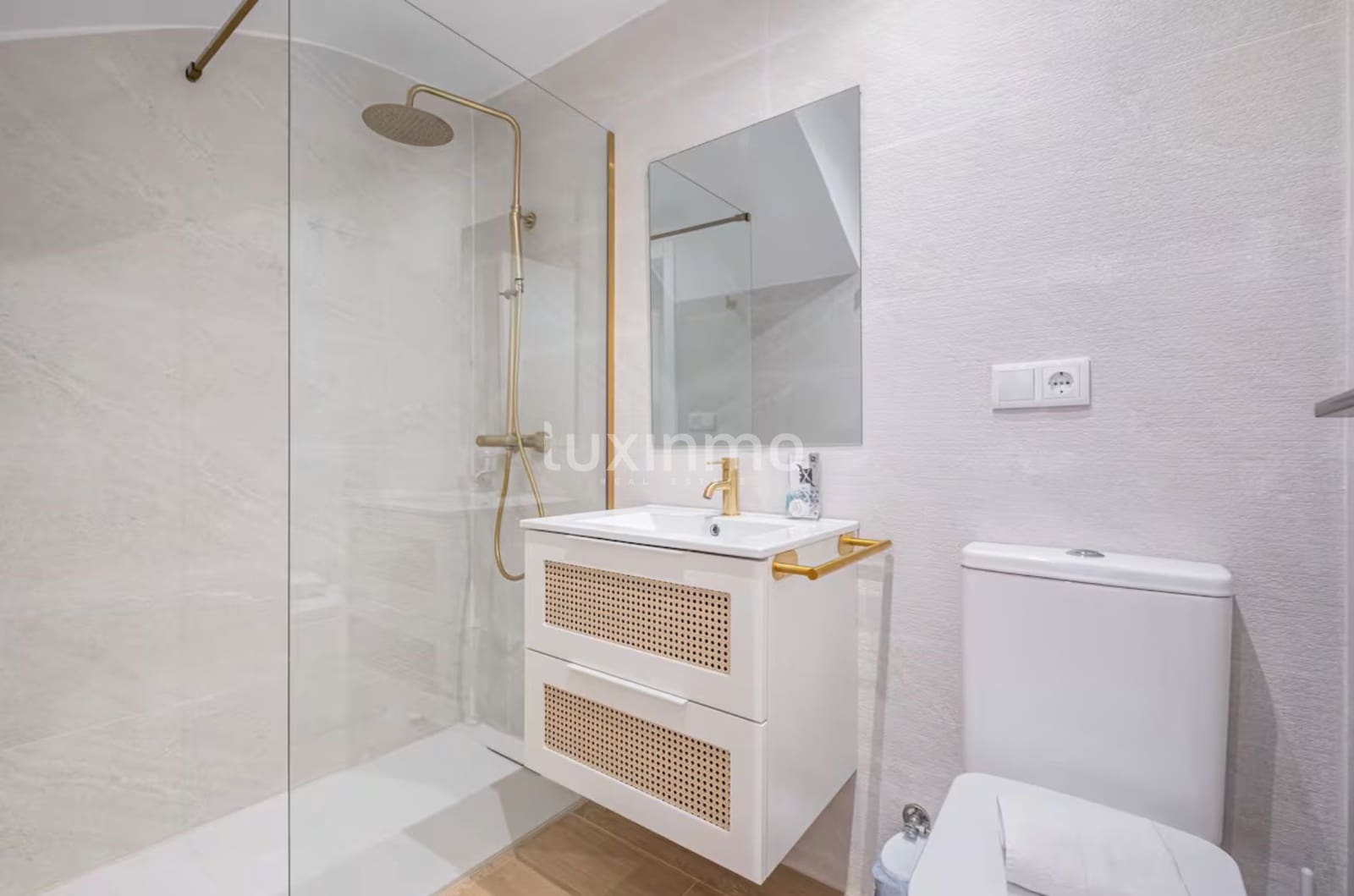 4 soverom Hus til leie i Benidorm - € 2 750 (Ref: 10079524)