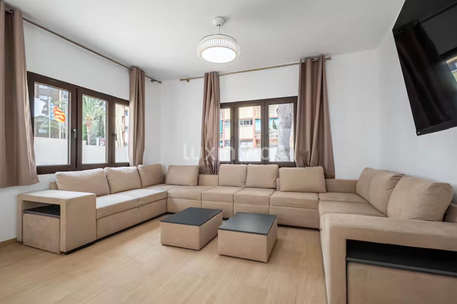 4 soverom Hus til leie i Benidorm - € 2 750 (Ref: 10079524)