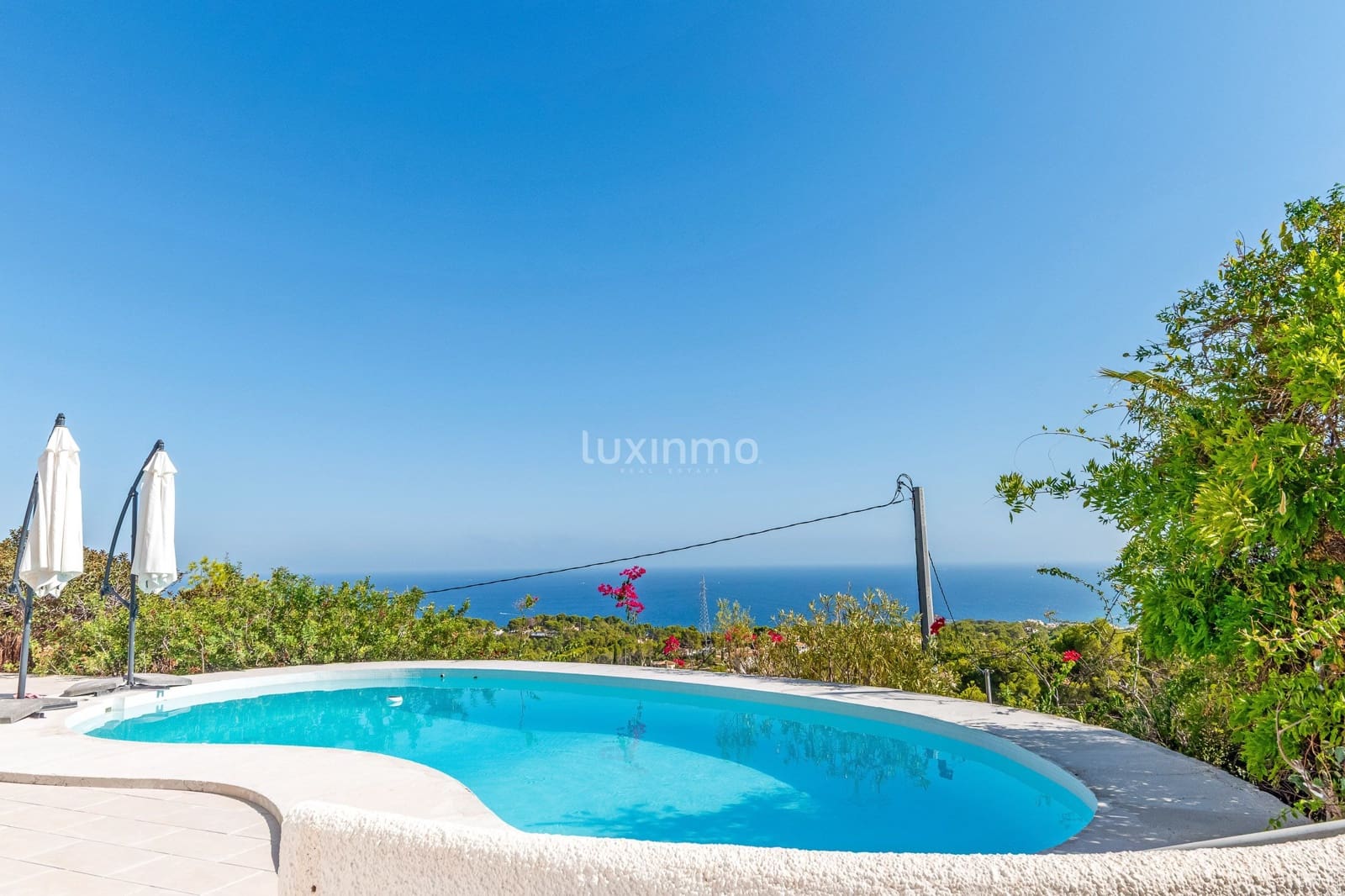 3 soverom Villa til salgs i Altea med svømmebasseng garasje - € 1 150 000 (Ref: 10079527)