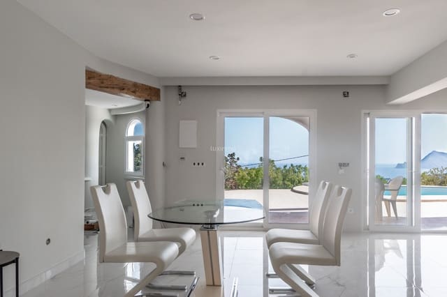 3 soverom Villa til salgs i Altea med svømmebasseng garasje - € 1 150 000 (Ref: 10079527)