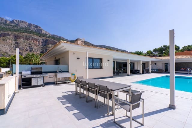 Chalet de 5 habitaciones en Altea en venta con piscina garaje - 3.500.000 € (Ref: 10079530)