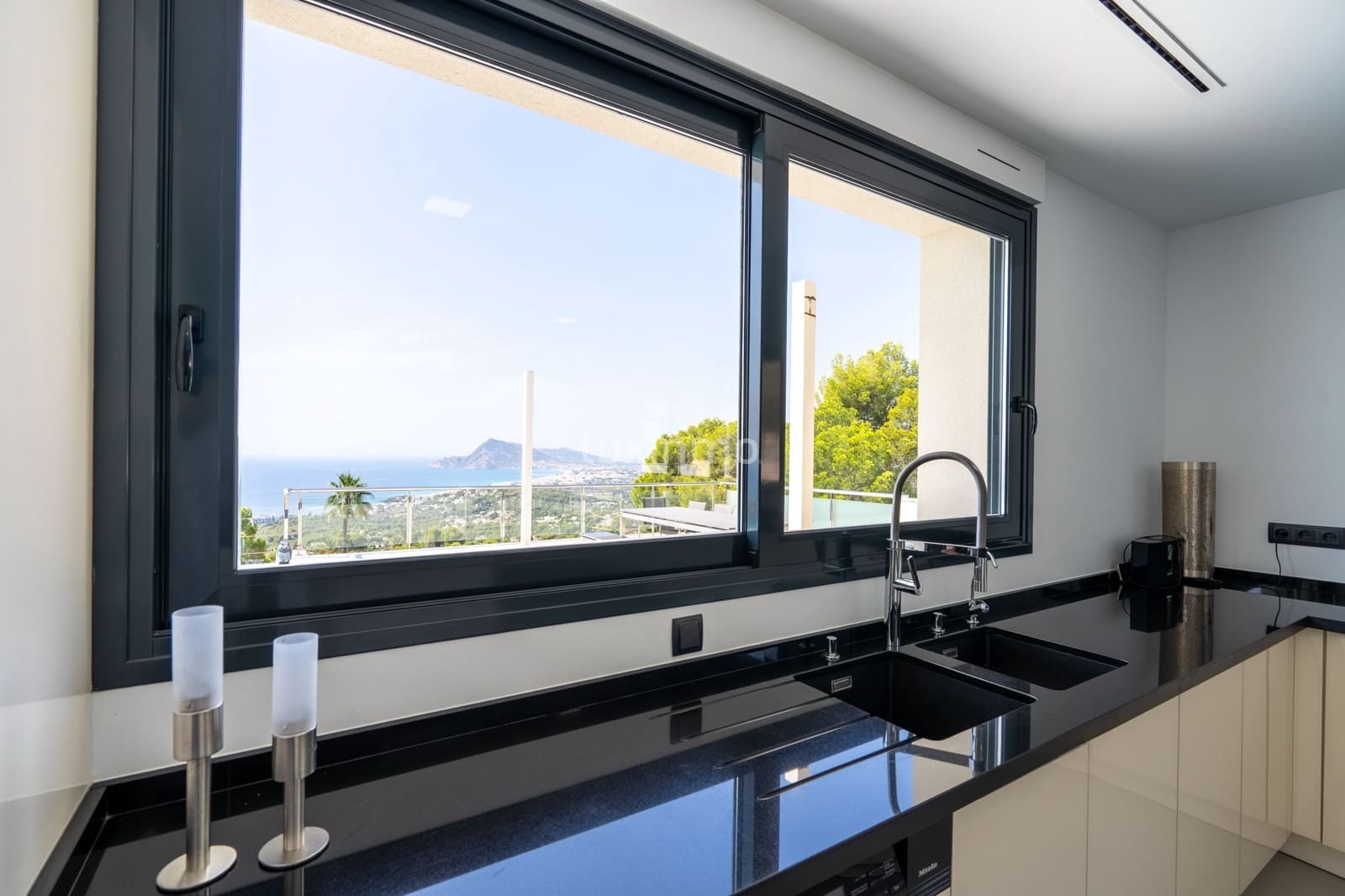 Chalet de 5 habitaciones en Altea en venta con piscina garaje - 3.500.000 € (Ref: 10079530)