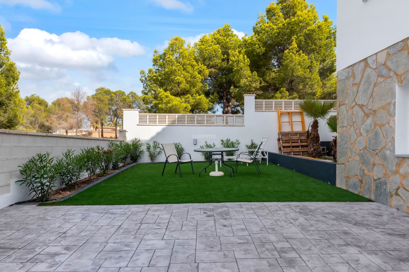 5 Zimmer Villa zu verkaufen in La Nucia mit Garage - 1.350.000 € (Ref: 10079536)