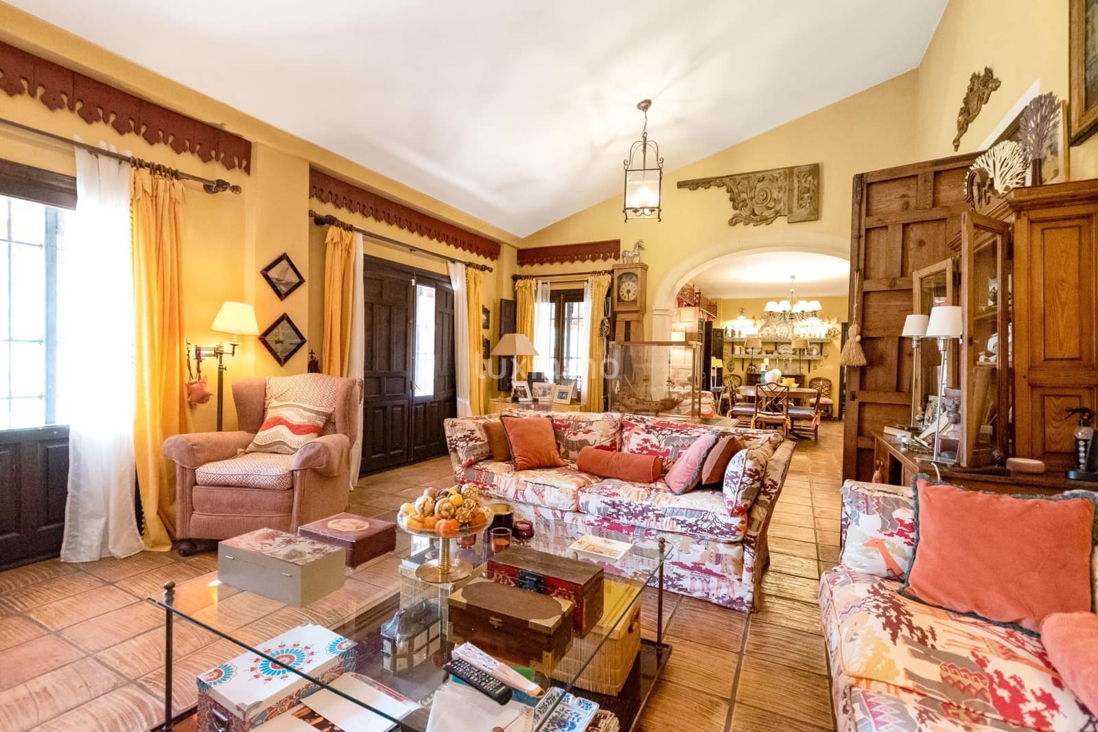 6 bedroom Villa for sale in Alicante / Alacant city with pool garage - € 1,350,000 (Ref: 10079541)