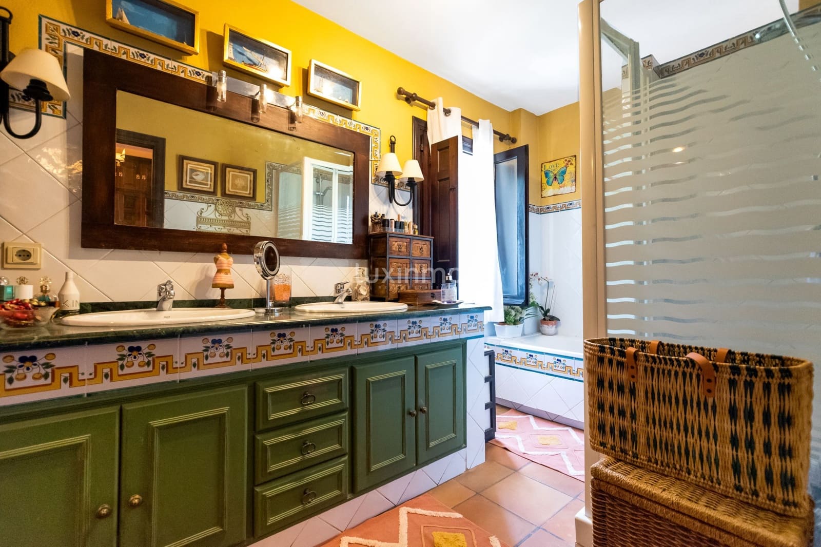 6 bedroom Villa for sale in Alicante / Alacant city with pool garage - € 1,350,000 (Ref: 10079541)