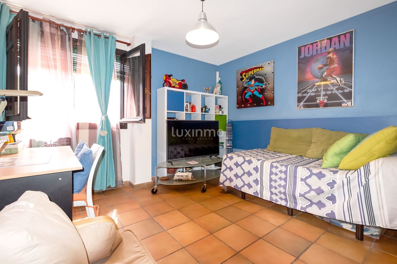 6 bedroom Villa for sale in Alicante / Alacant city with pool garage - € 1,350,000 (Ref: 10079541)