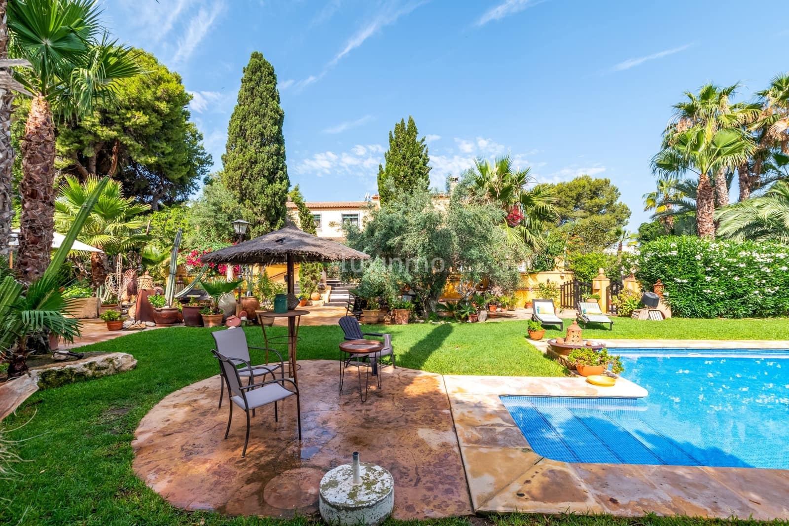 6 bedroom Villa for sale in Alicante / Alacant city with pool garage - € 1,350,000 (Ref: 10079541)