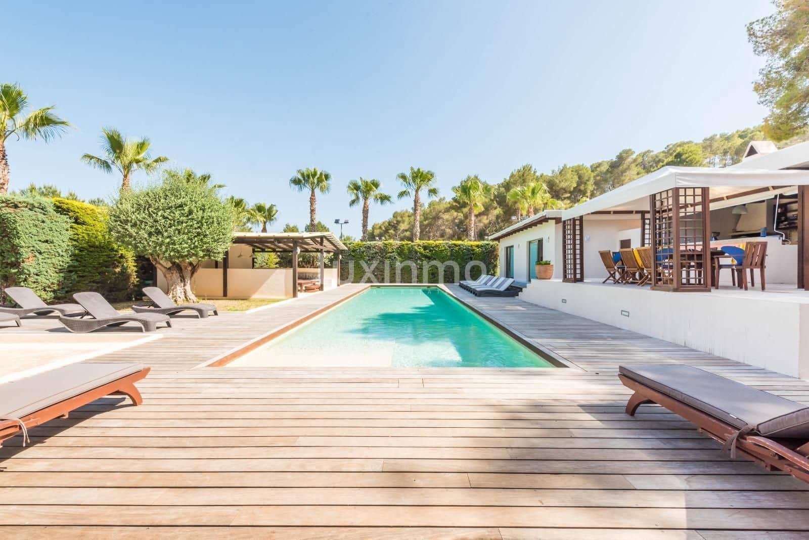 18 quarto Moradia para venda em Roca Llisa com garagem - 14 000 000 € (Ref: 10079544)