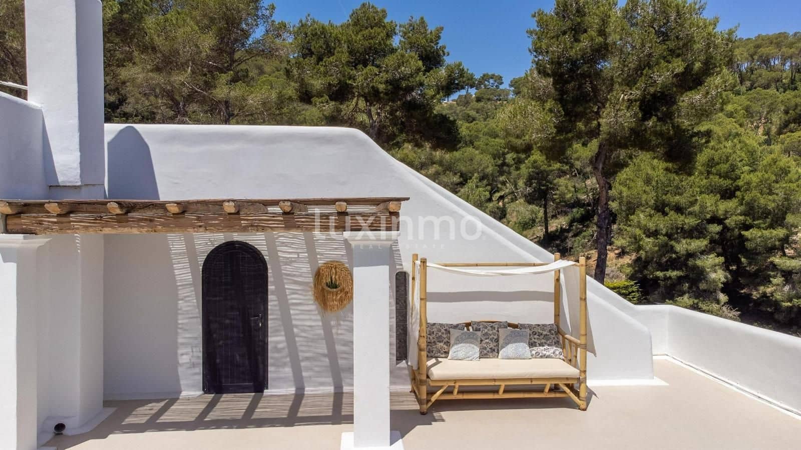 18 quarto Moradia para venda em Roca Llisa com garagem - 14 000 000 € (Ref: 10079544)