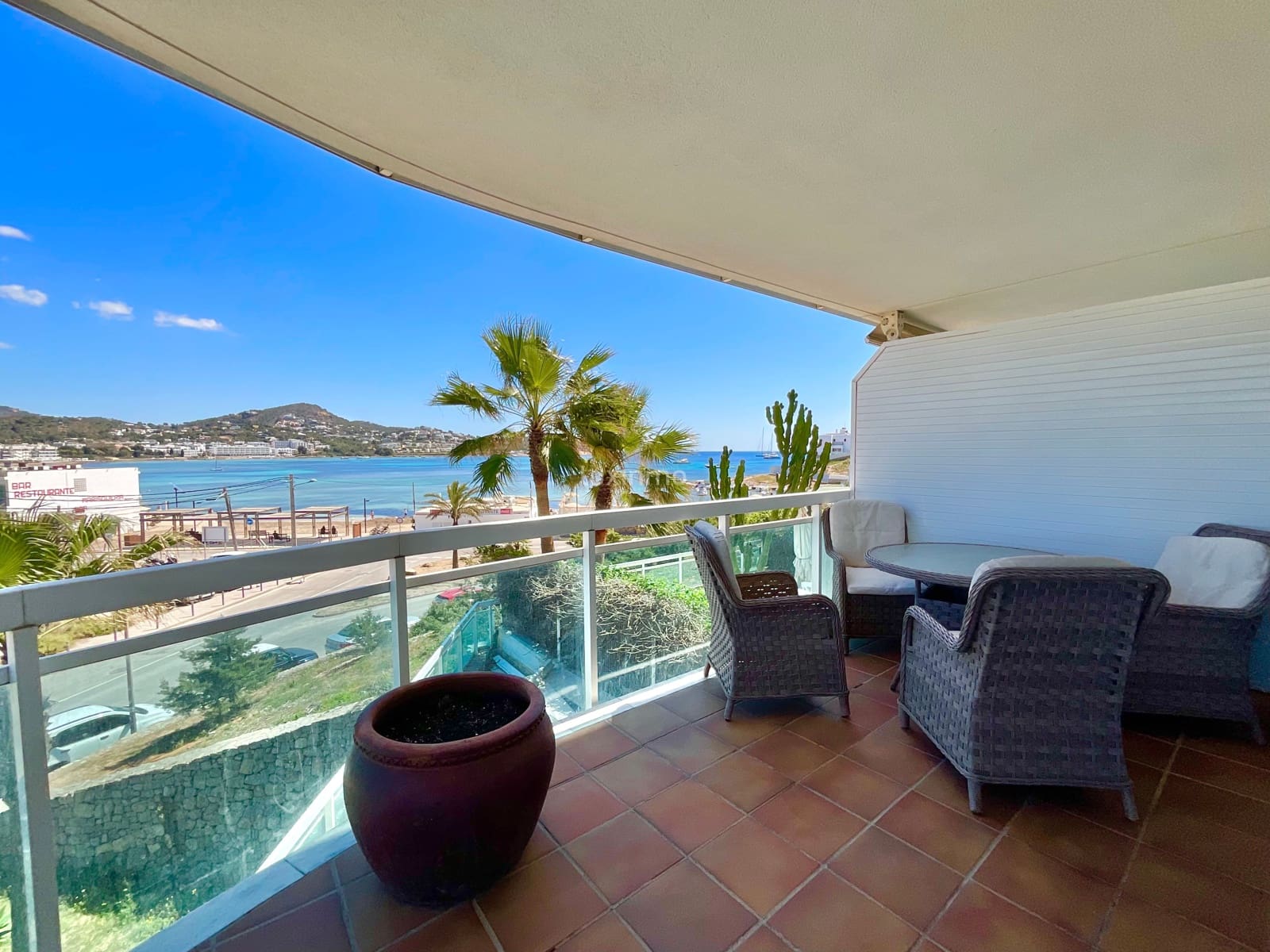 4 soveværelse Lejlighed til leje i Ibiza by med swimmingpool garage - € 16.000 (Ref: 10079552)