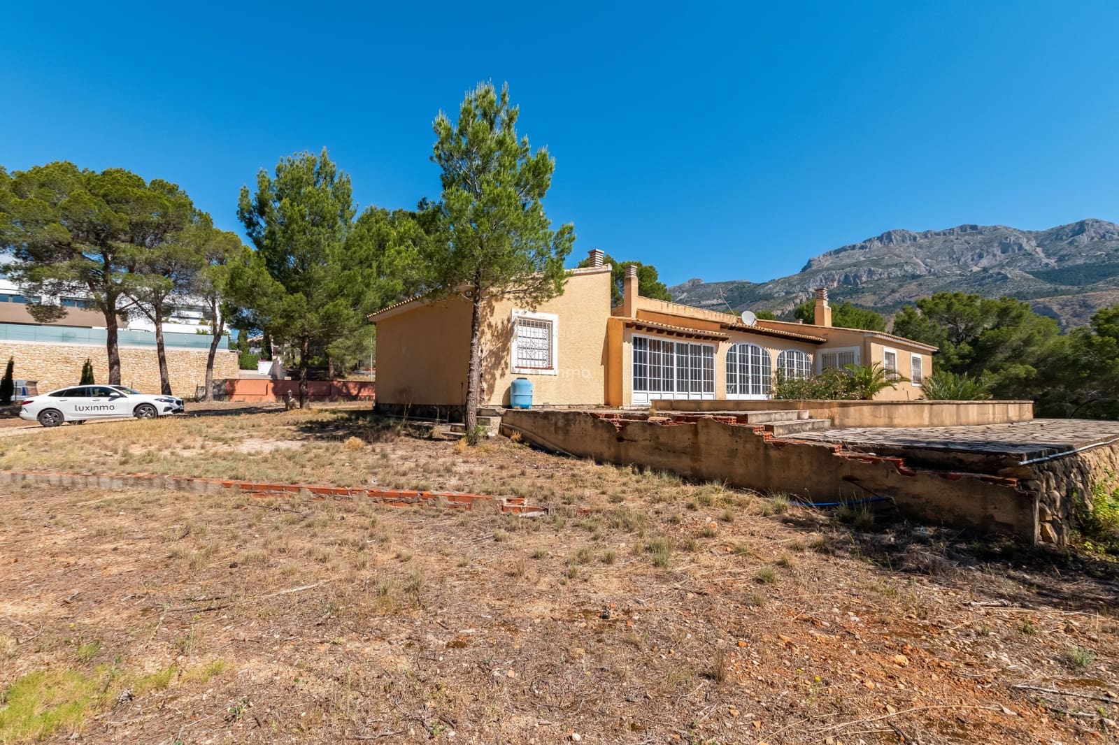 3 soverom Villa til salgs i Altea la Vella med svømmebasseng garasje - € 1 800 000 (Ref: 10079555)